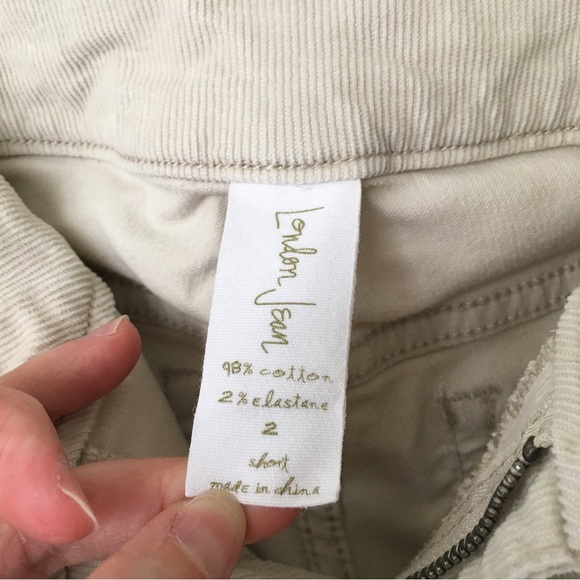 London Jean Cream Corduroy Pants (size 2, short, low-rise) - Picture 7 of 10